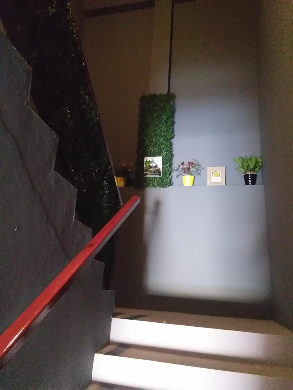 Co.Living Hostel Бандар Сери Бегаван Екстериор снимка